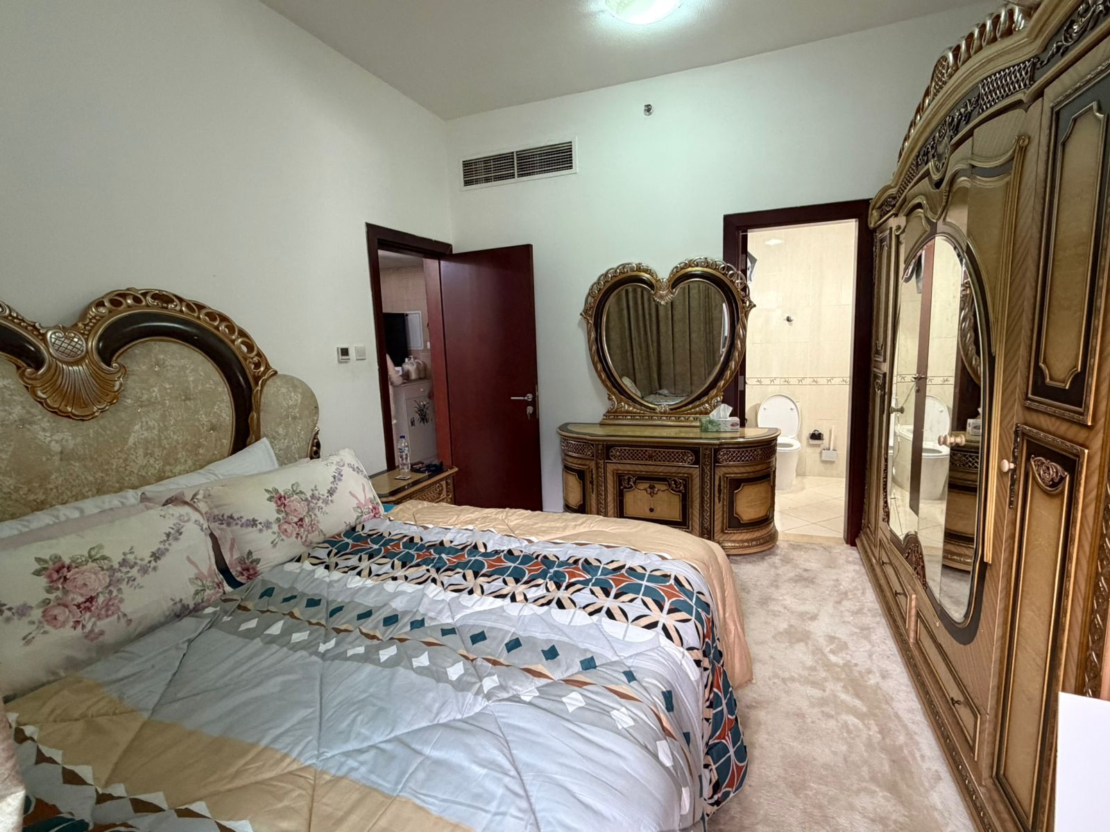 1 BHK City Tower – photo 6