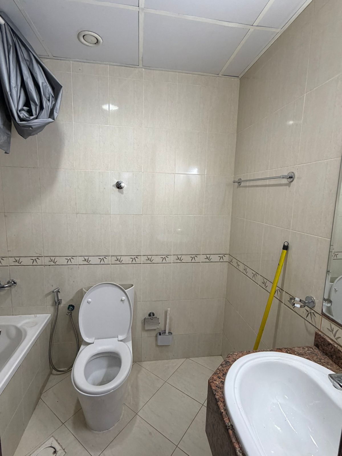 1 BHK City Tower – photo 7